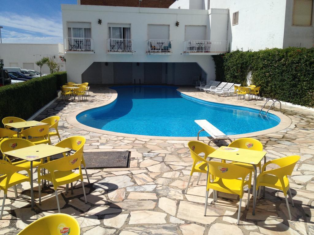 Granada Holidays Affittacamere São Martinho do Porto Esterno foto
