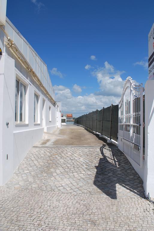 Granada Holidays Affittacamere São Martinho do Porto Esterno foto